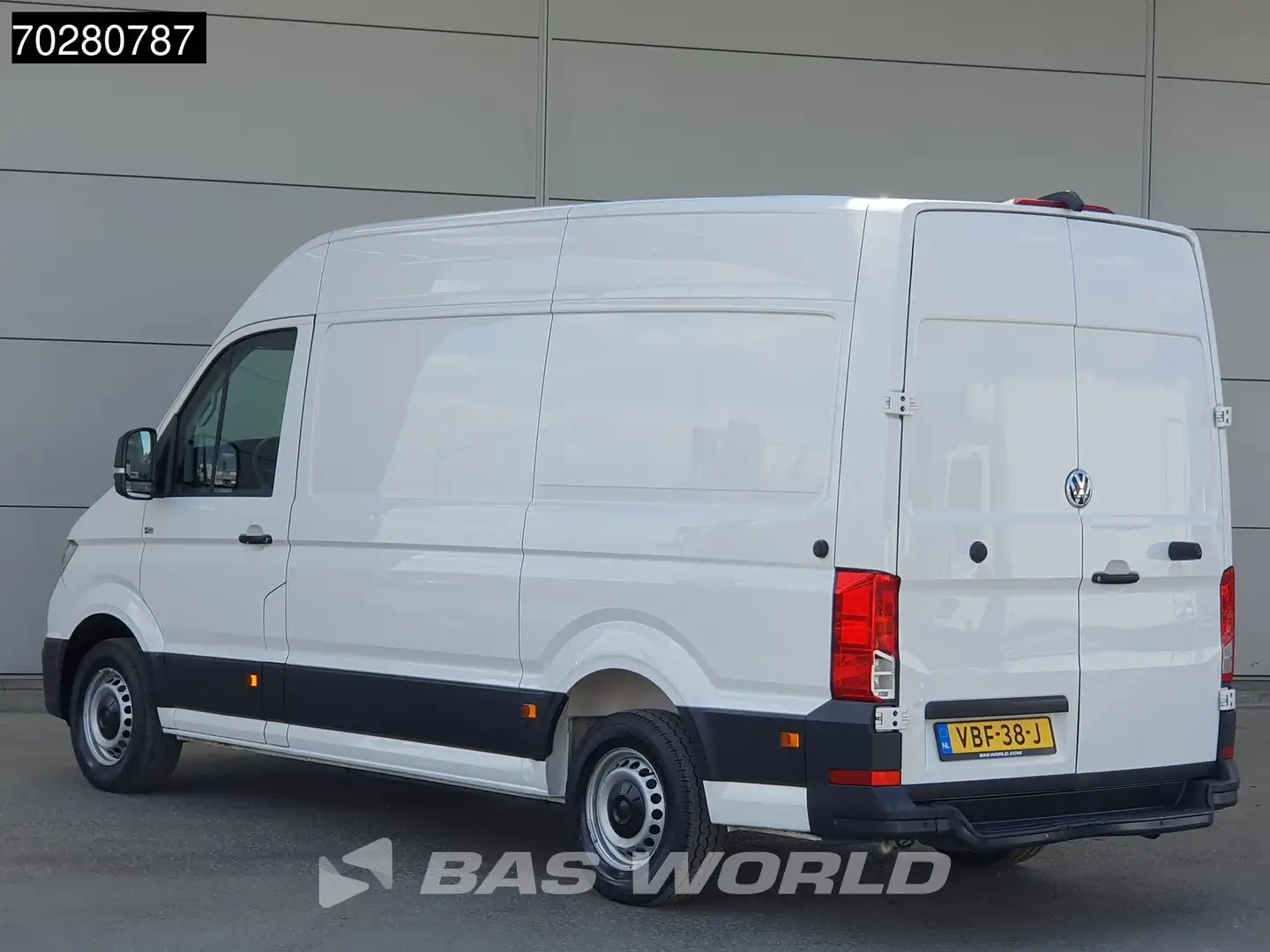 Volkswagen Crafter E-Crafter 136pk Elektrisch 115 WLTP 35,8 kWH LED N Wit - 2