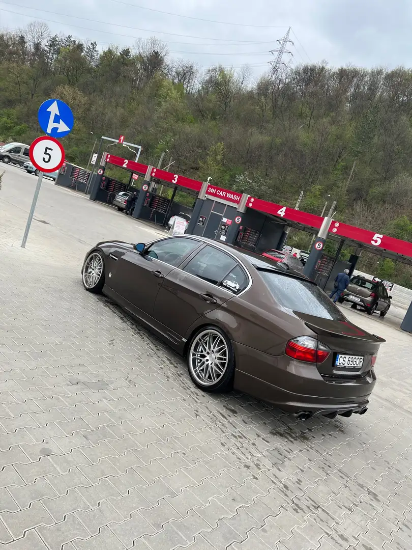 BMW 320 320d E90 SHOWROOM CAR - 2