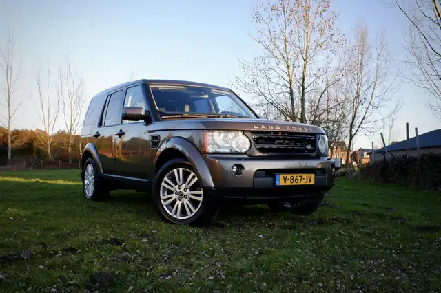 Land Rover Discovery 3.0 SDV6 HSE