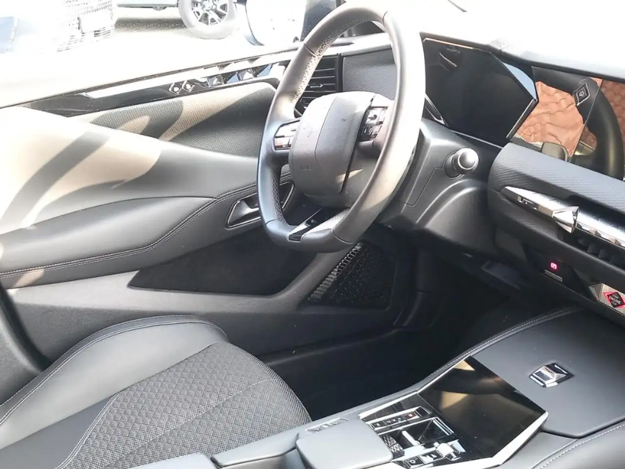 DS Automobiles DS 4 Trocadero 12