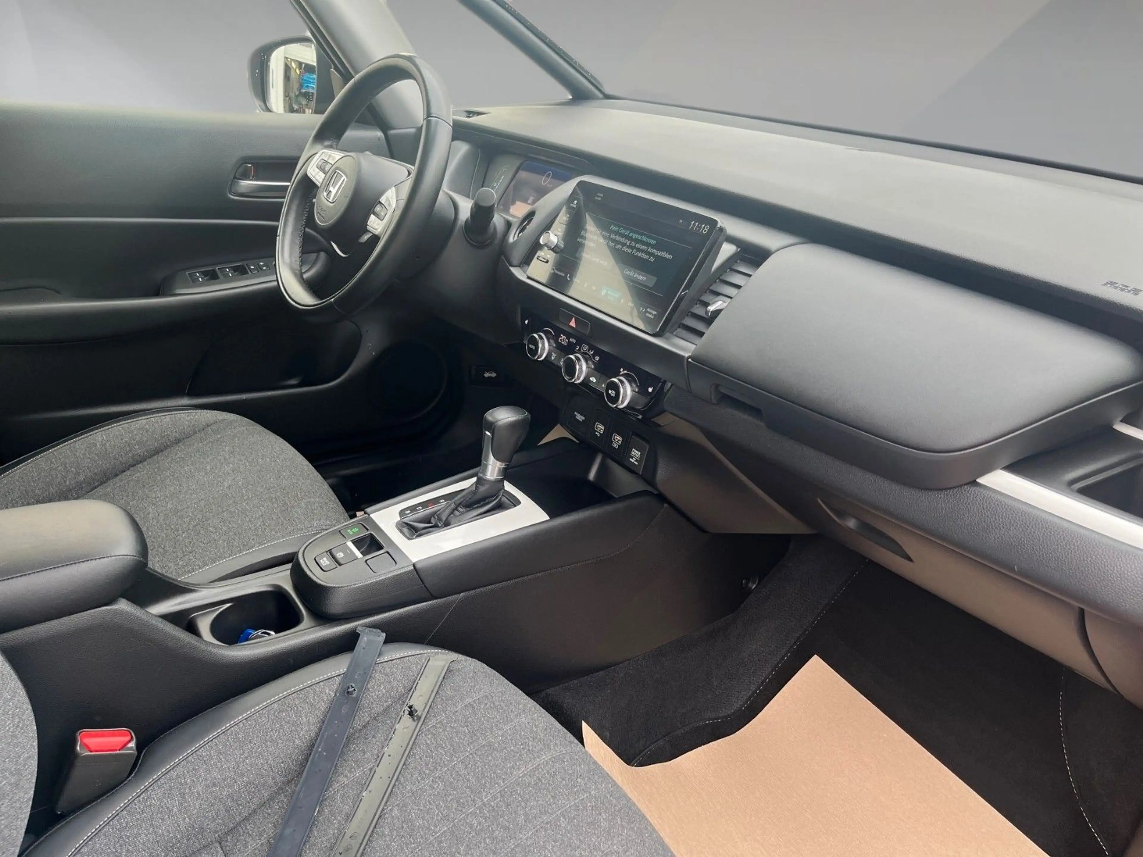 Honda Jazz 1.5 i-MMD Hybrid e-CVT Executive — photo 8