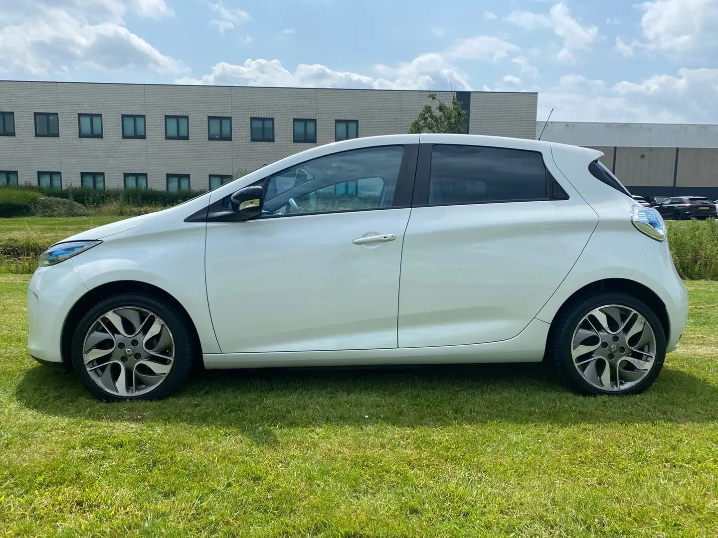 Renault ZOE 2013 * Q210 Zen Quickcharge 22 kWh KOOP ACCU! * LE Blanc - 2