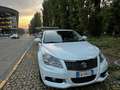 Suzuki Kizashi Kizashi 2.4 Sport 2wd 178cv Weiß - thumbnail 1