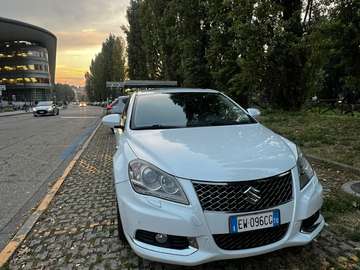 Kizashi 2.4 Sport 2wd 178cv