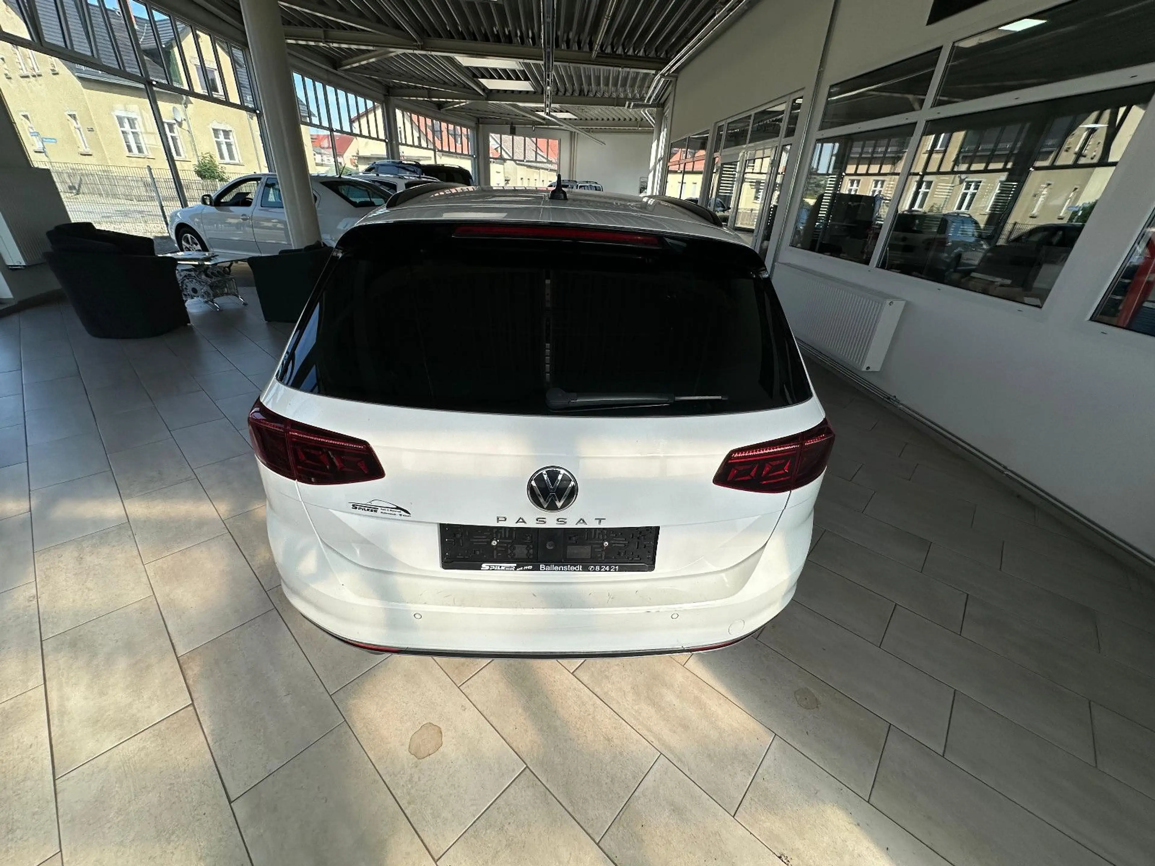 Volkswagen Passat Variant Passat Var. R Line Busin. R ACC/1. Hd./ Checkh. — photo 4