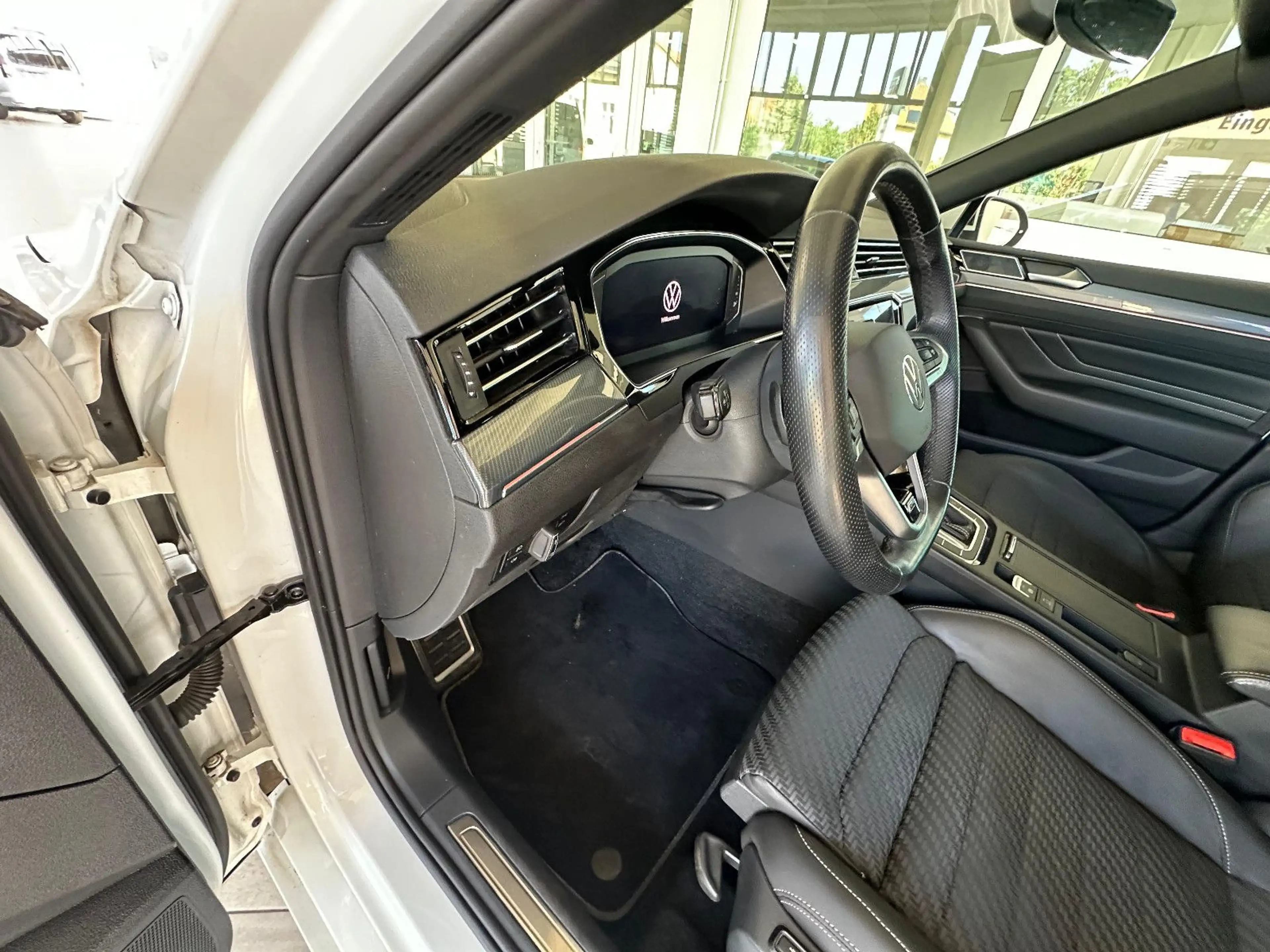 Volkswagen Passat Variant Passat Var. R Line Busin. R ACC/1. Hd./ Checkh. — photo 15