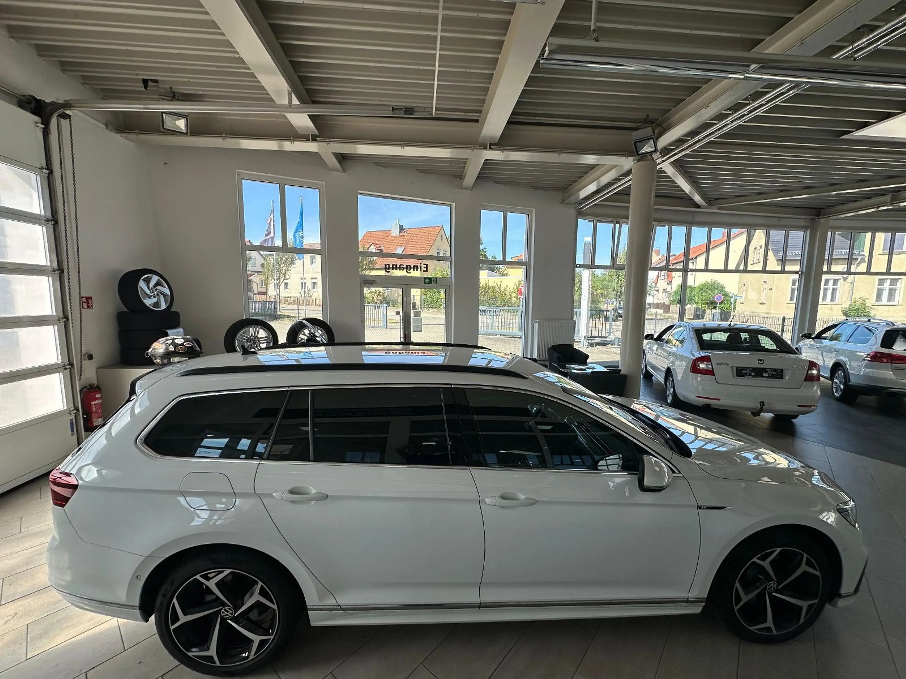 Volkswagen Passat Variant Passat Var. R Line Busin. R ACC/1. Hd./ Checkh. — photo 8