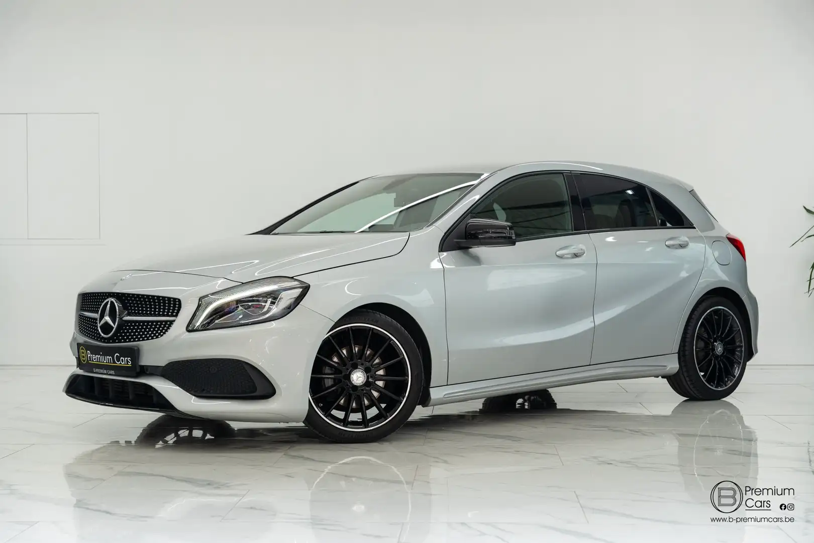 Mercedes-Benz A 160 cgi AMG Line! Facelift! 1ste eigenaar! Zilver - 1