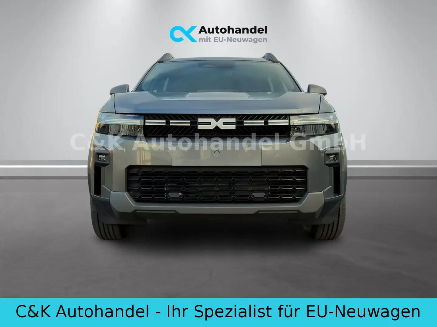 Dacia Bigster Expression 1.2 TCe mild Hybrid 140 PS 6G Grau - 2