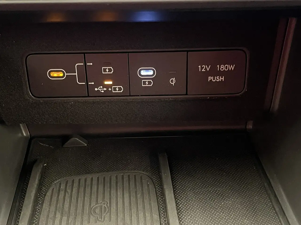 Hyundai SONATA снимка Hyundai SONATA