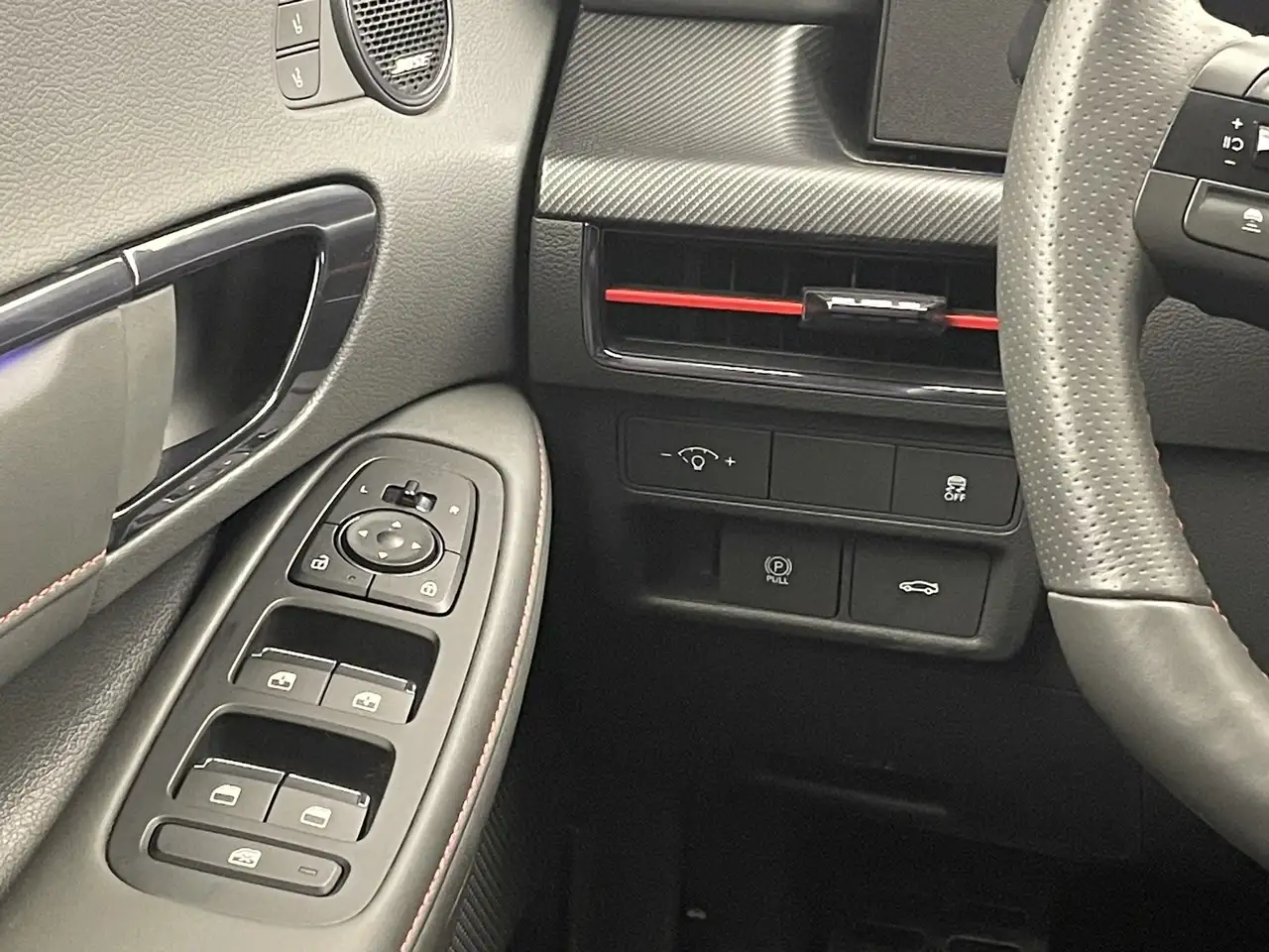 Hyundai SONATA снимка Hyundai SONATA
