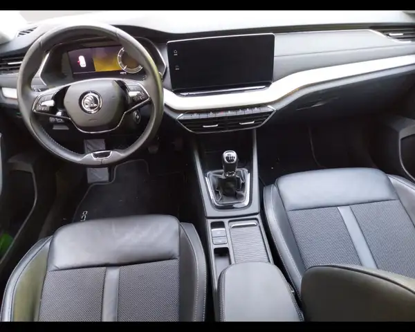 Skoda Octavia view 10