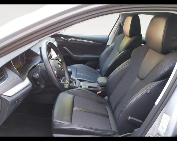 Skoda Octavia view 9