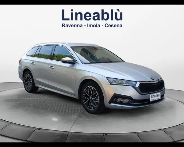 Skoda Octavia view 7