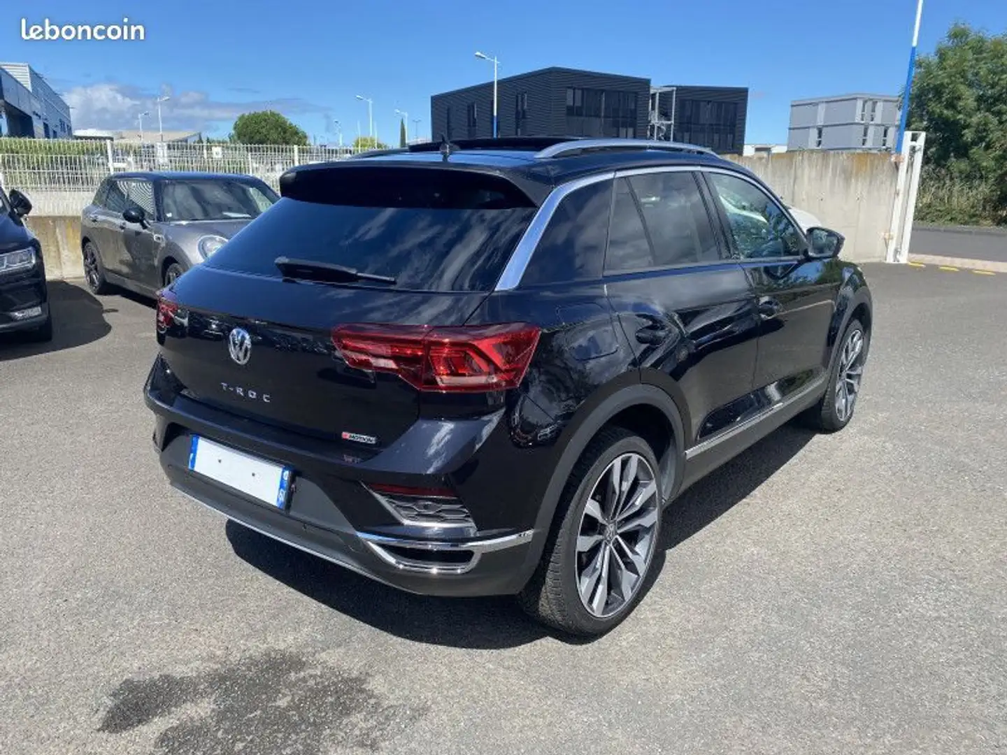 Volkswagen T-Roc 2.0 TDI 150CH CARAT EXCLUSIVE 4MOTION DSG7 EURO6D-T Schwarz - 2