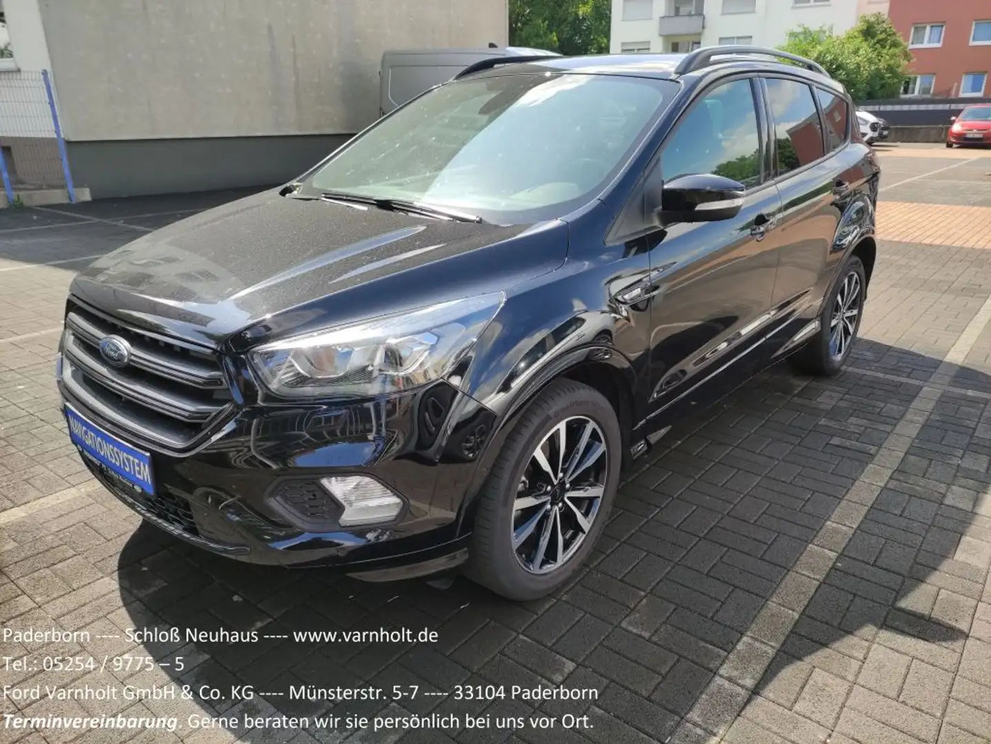 Ford Kuga 1.5 EcoBoost 2x4 ST-Line Schwarz - 1