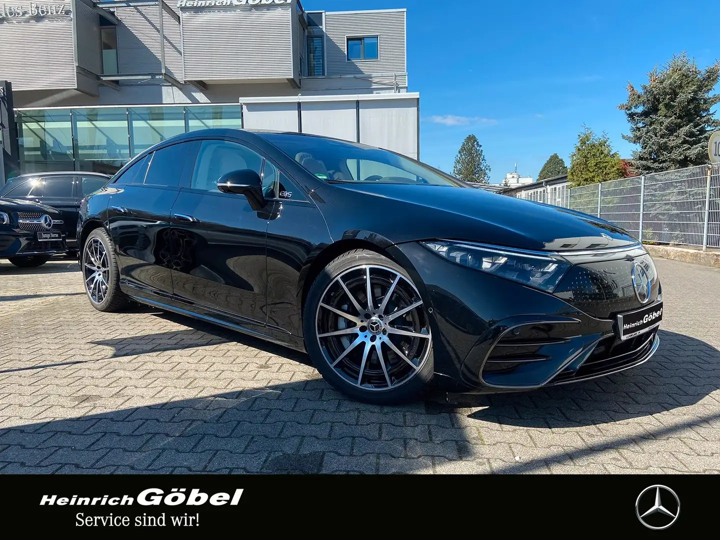 Mercedes-Benz EQS 580 4M AMG HYPERSCREEN PANO FAP+ HUD CARBON Schwarz - 2