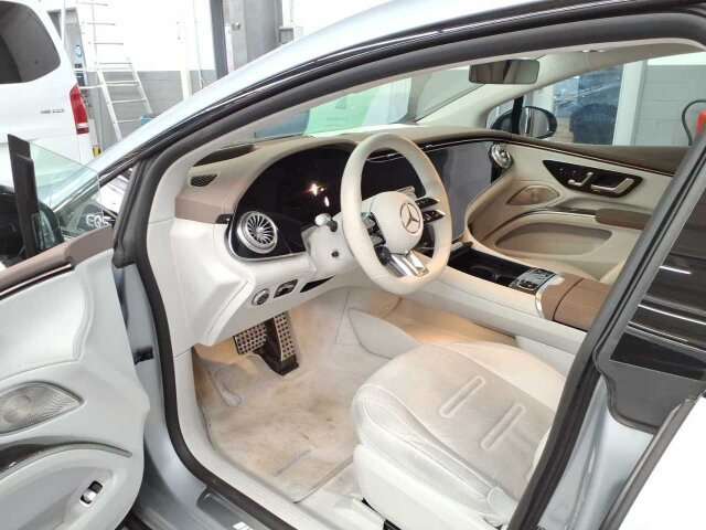 Mercedes-Benz EQS