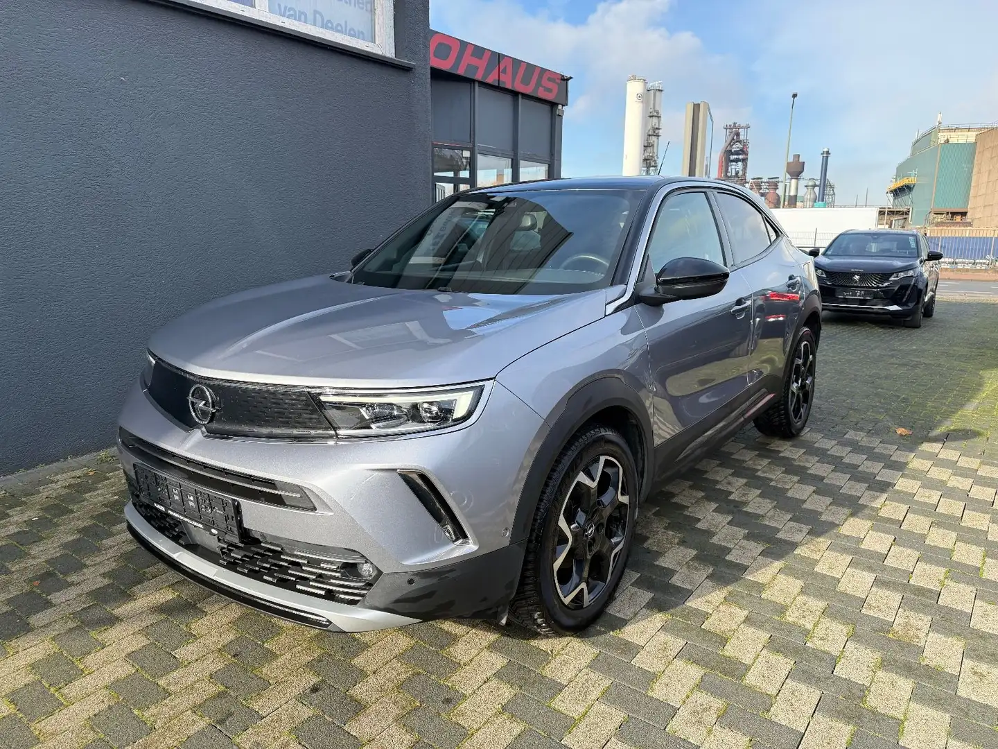 Opel Mokka Ultimate Navi Leder Led Digital Tacho ACC Grau - 1