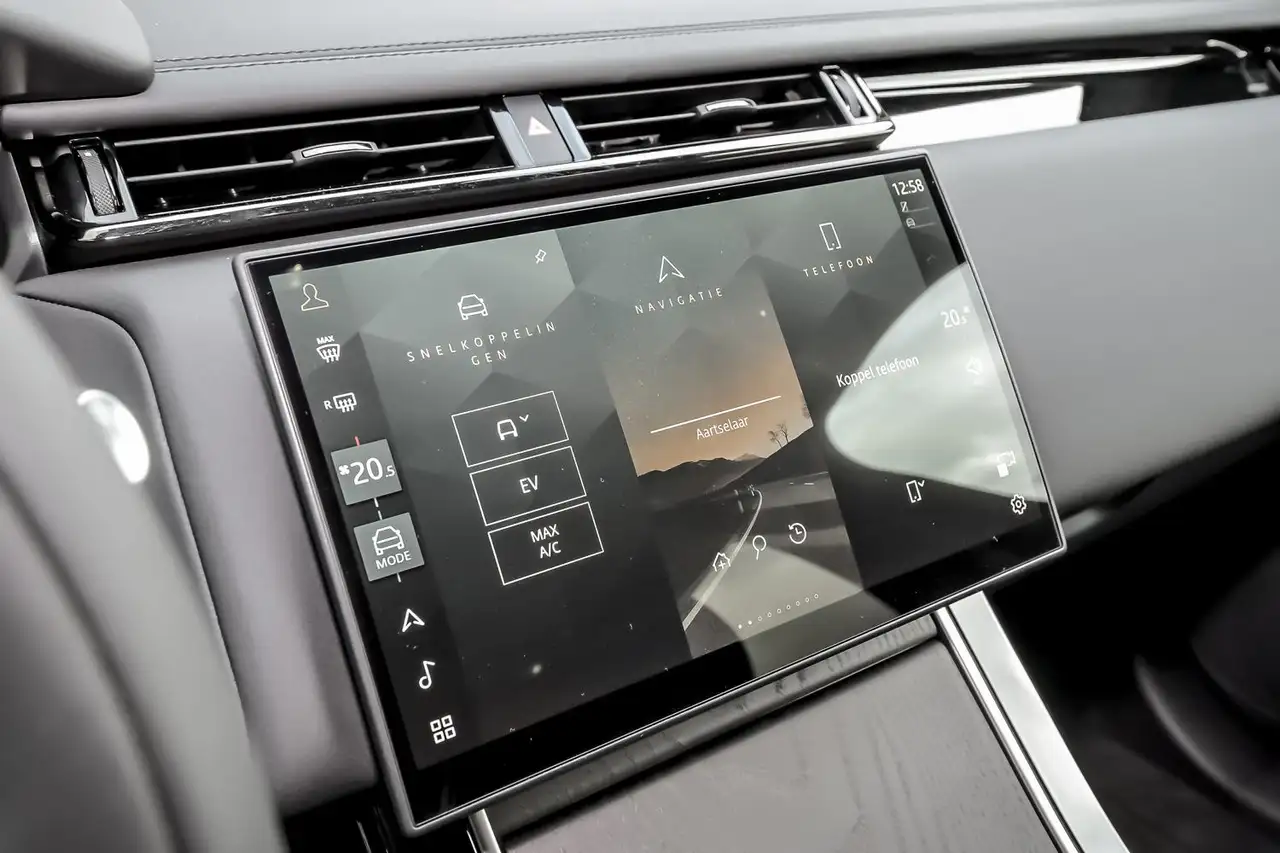 Land Rover Range Rover Velar 2026 — фото 12