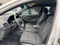 Hyundai i30 Connect & Go 120PS KLIMA + LED + NAVI Weiß - thumbnail 7