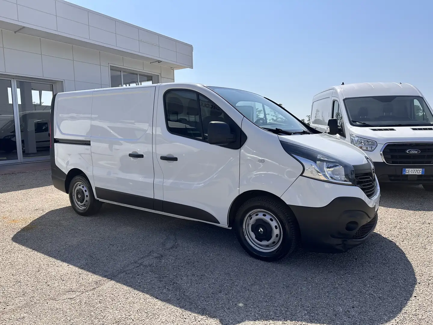 Renault Trafic RENAULT TRAFIC FURGONE L1 H1 T27 1.6 DCI 120CV ICE Blanc - 1