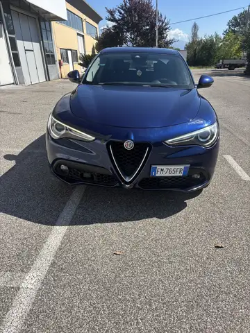 Alfa Romeo Stelvio 2.2 Business Q4 180cv auto