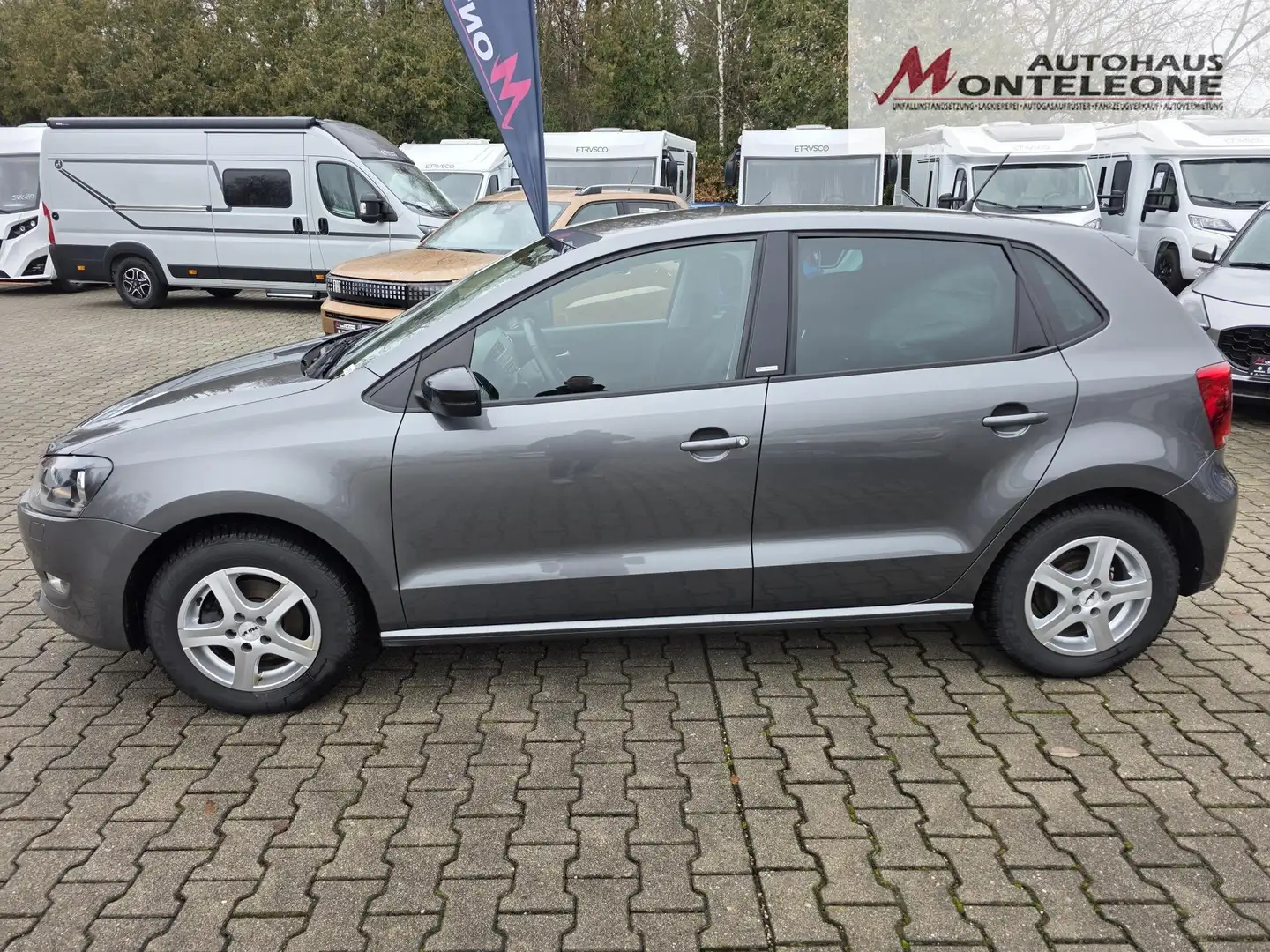 Volkswagen Polo Polo 1.2 Style 5-türig 8fach bereift sorfort Grigio - 2