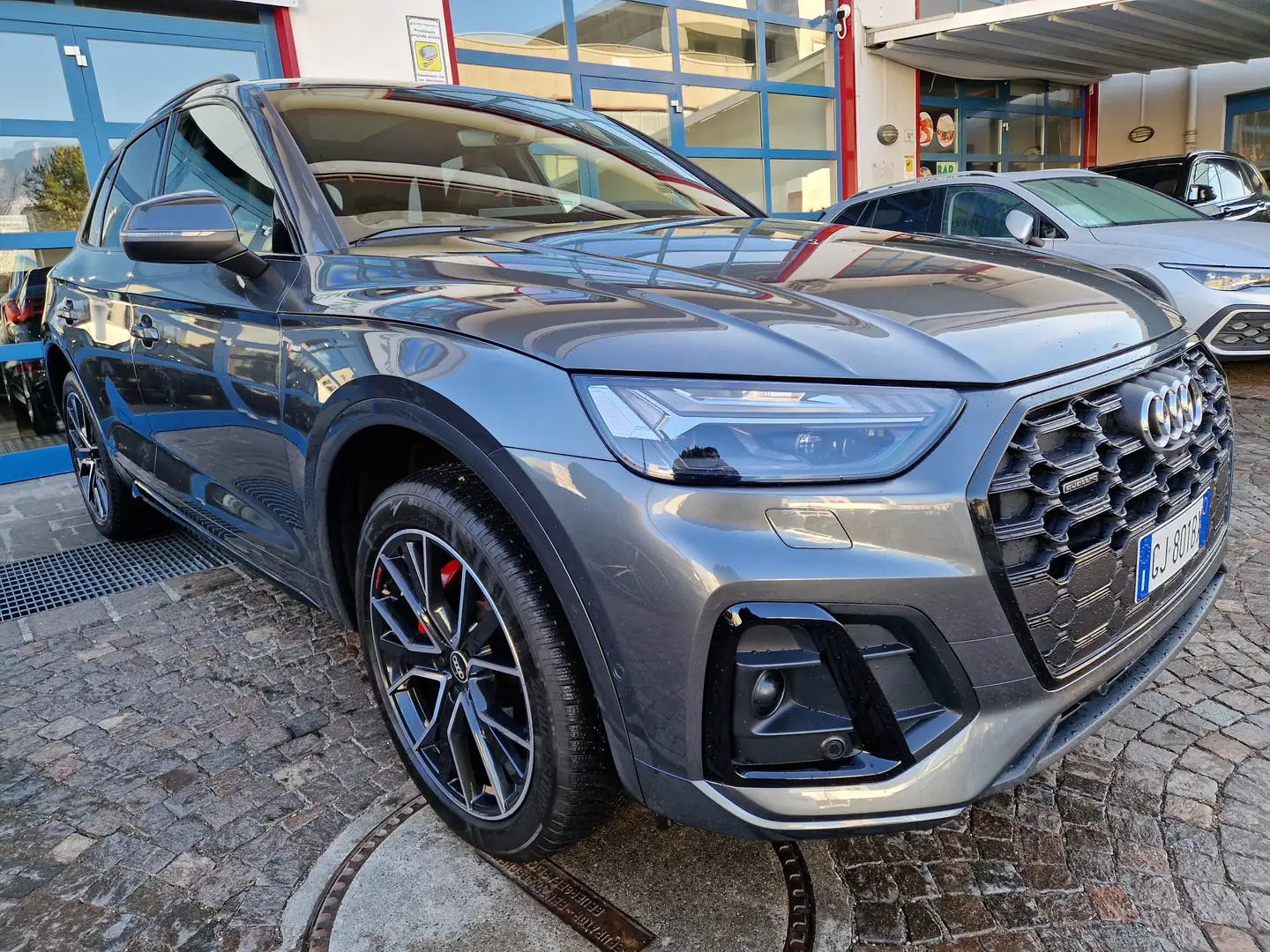 Audi Q5 45TFSI 265Cv quattro S line+ Matrix ACC 20"VirCock Gri - 2