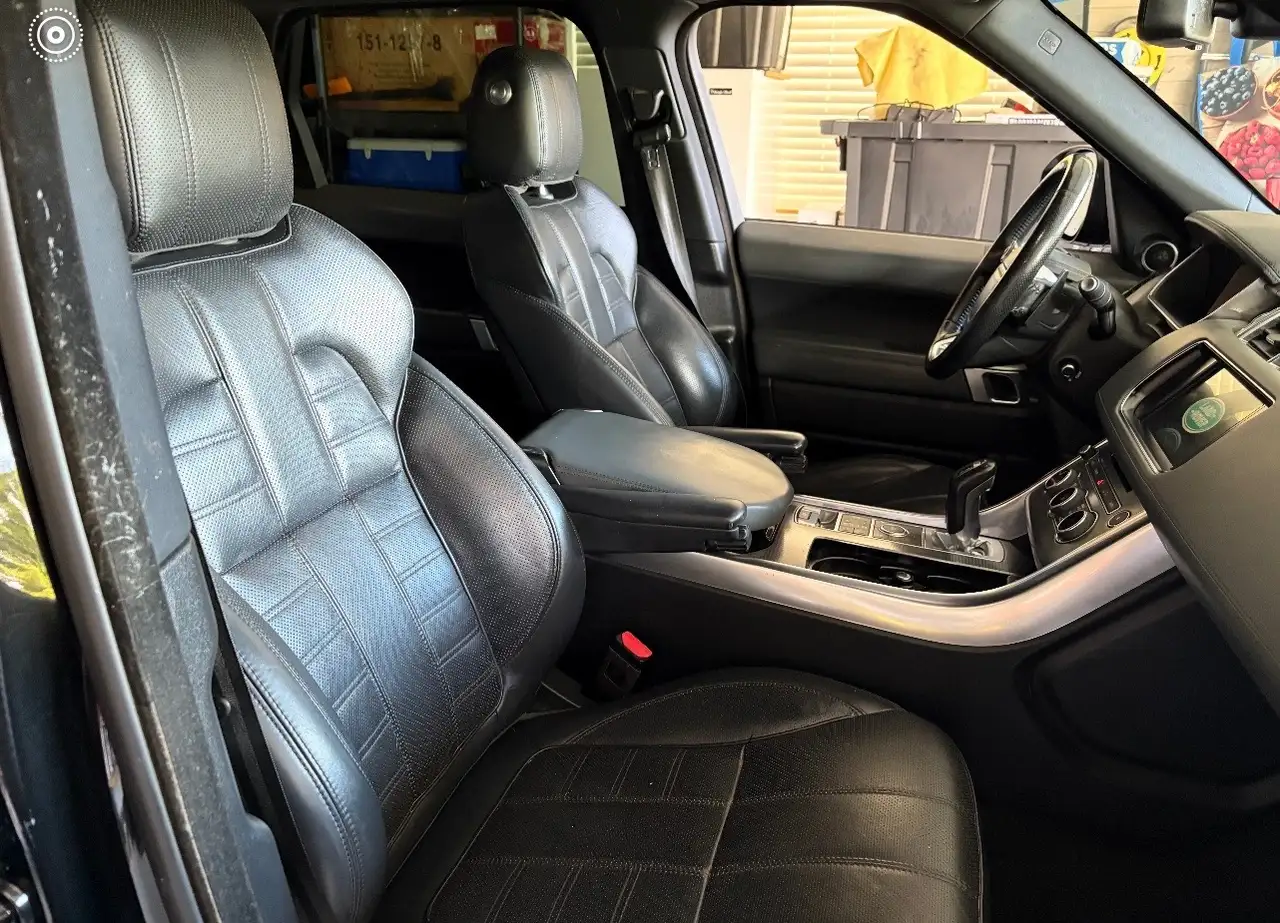 Land Rover Range Rover Sport снимка Land Rover Range Rover Sport