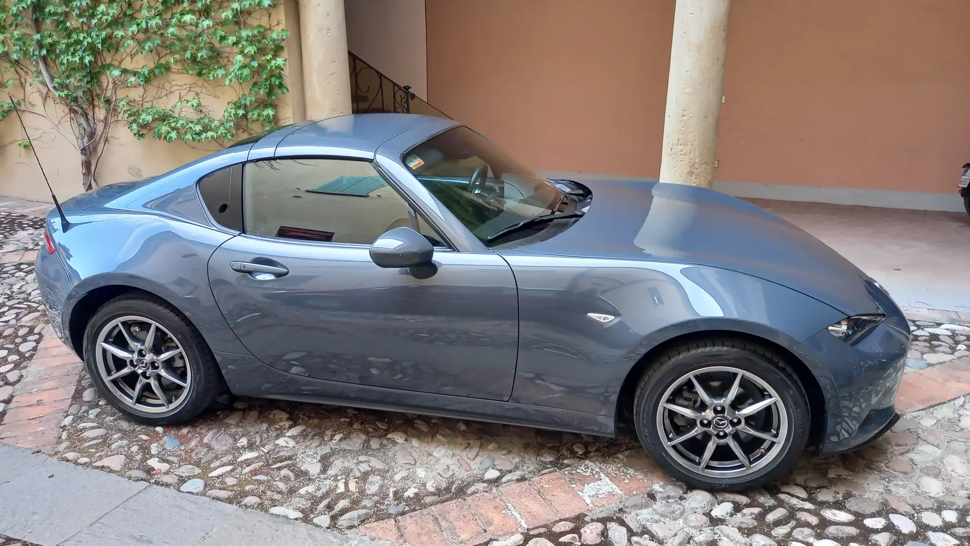 Mazda MX-5 MX-5 RF 1.5 SKYACTIVE G Grigio - 2