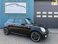 MINI Cooper Mini 1.6 Navigatie Clima Cruise Half leder 17"Lm v Zwart - thumbnail 1
