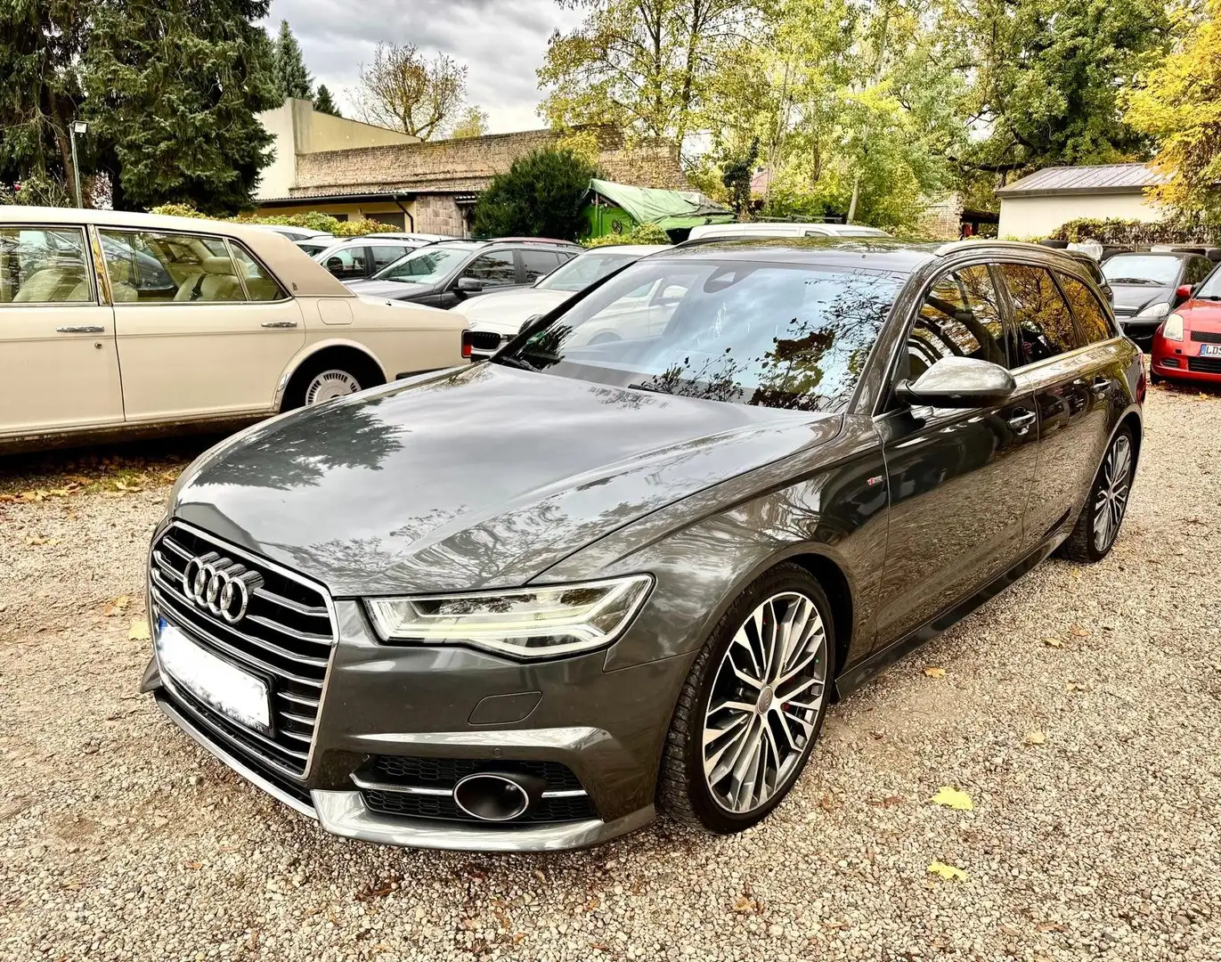 Audi A6 3.0 TDI 3x S-Line quattro LED Euro6 Leder 20" Navi Grau - 1