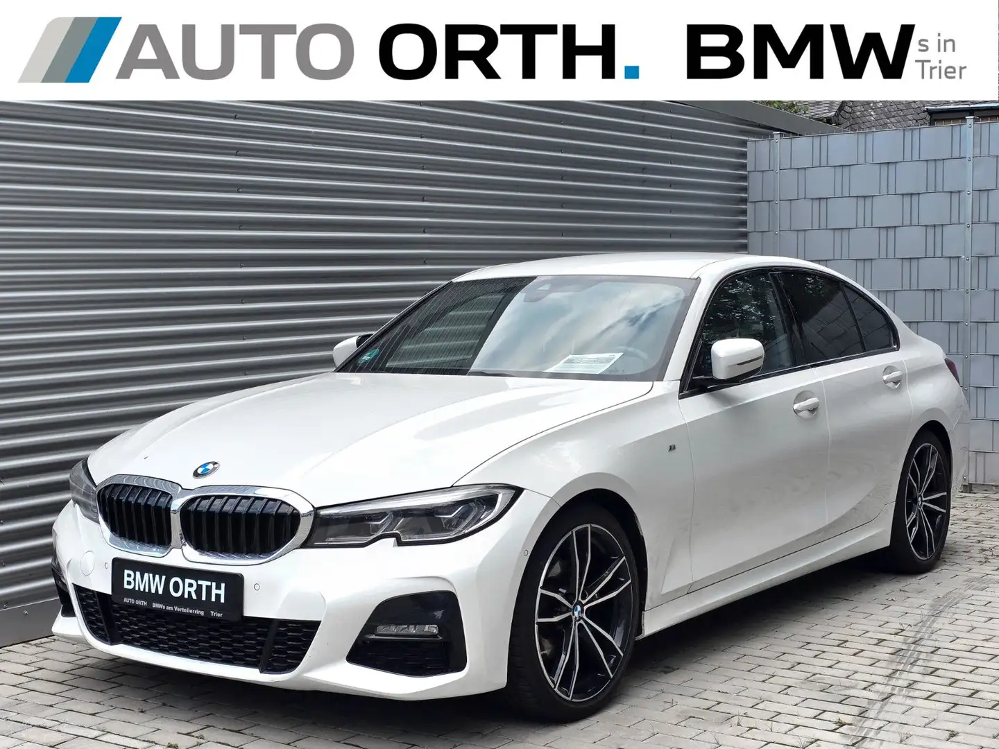 BMW 320 i AUT. M-SPORT LC-PROF LASER KAMERA HIFI 19" Blanco - 1