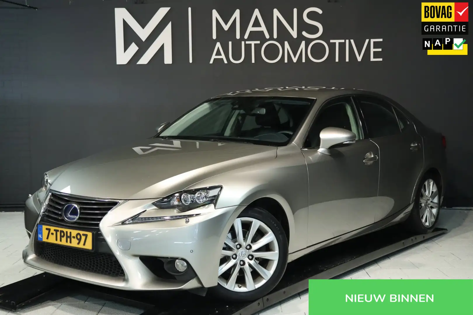 Lexus IS 300 300h Edition / CAMERA / NAP / LEDER / CRUISE / STU Grau - 1