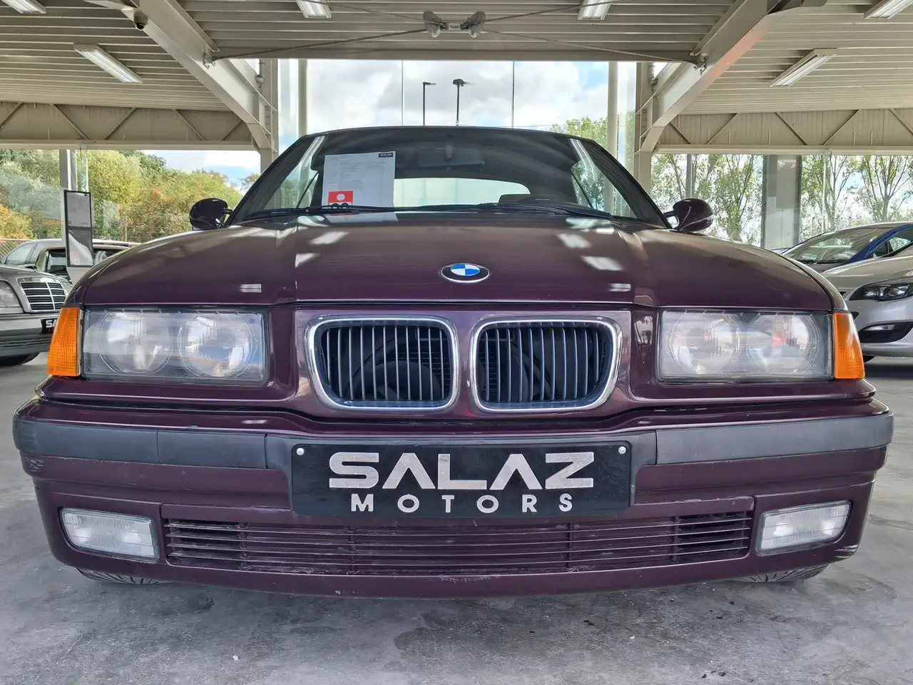 BMW 320i CABRIOLET / BOITE AUTO / CUIR / CLIMAT / A VENDRE TEL QUEL, foto 3