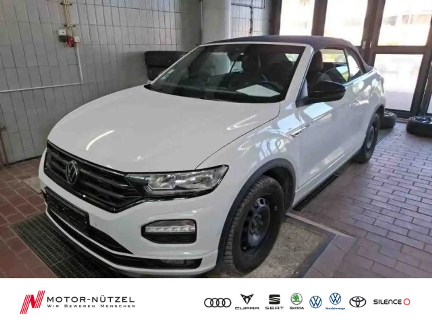Volkswagen T-Roc 1.5 TSI R-LINE NAVI+ACC+SHZ+AHK Weiß - 1