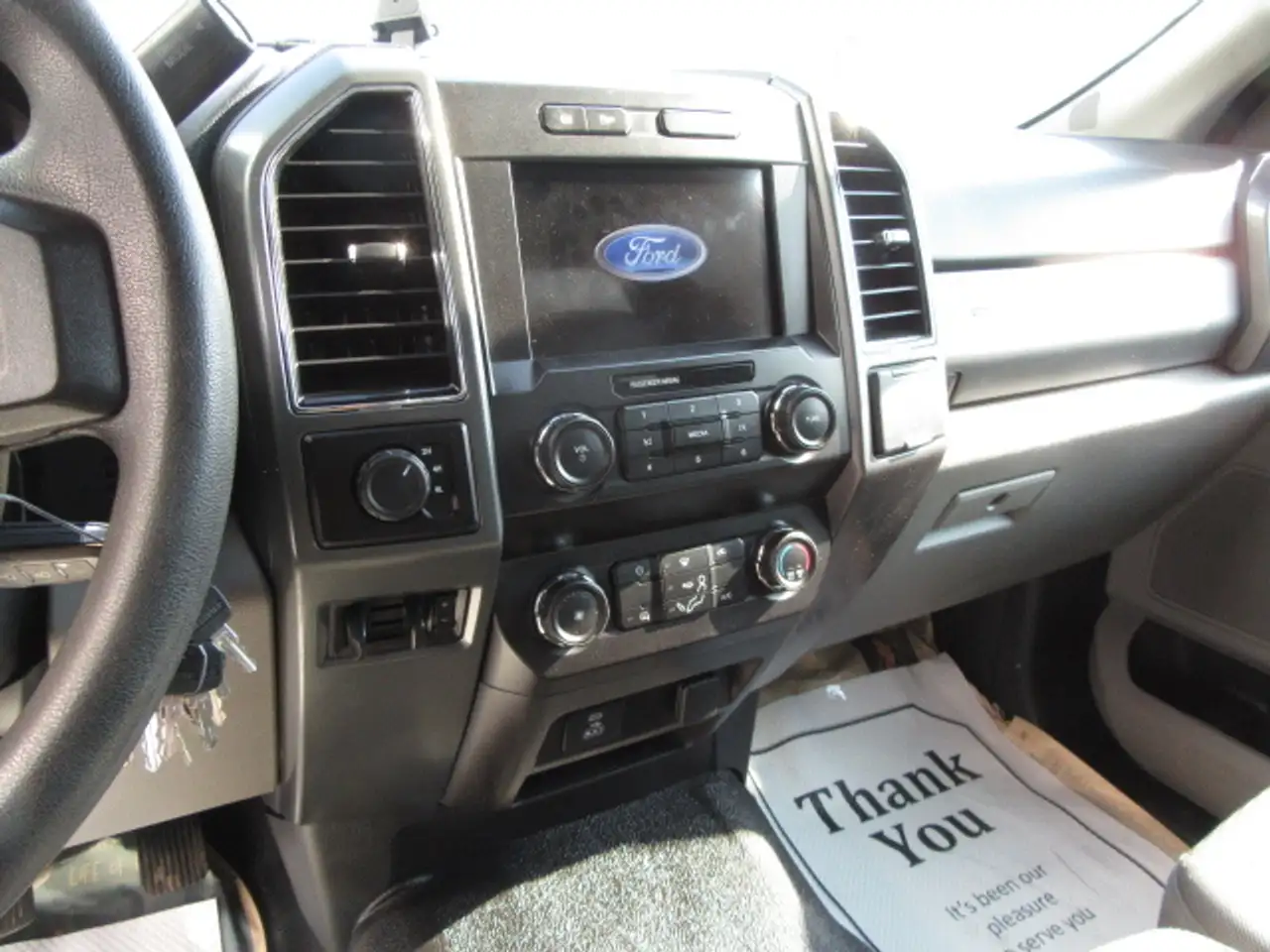 Ford F 550 снимка Ford F 550