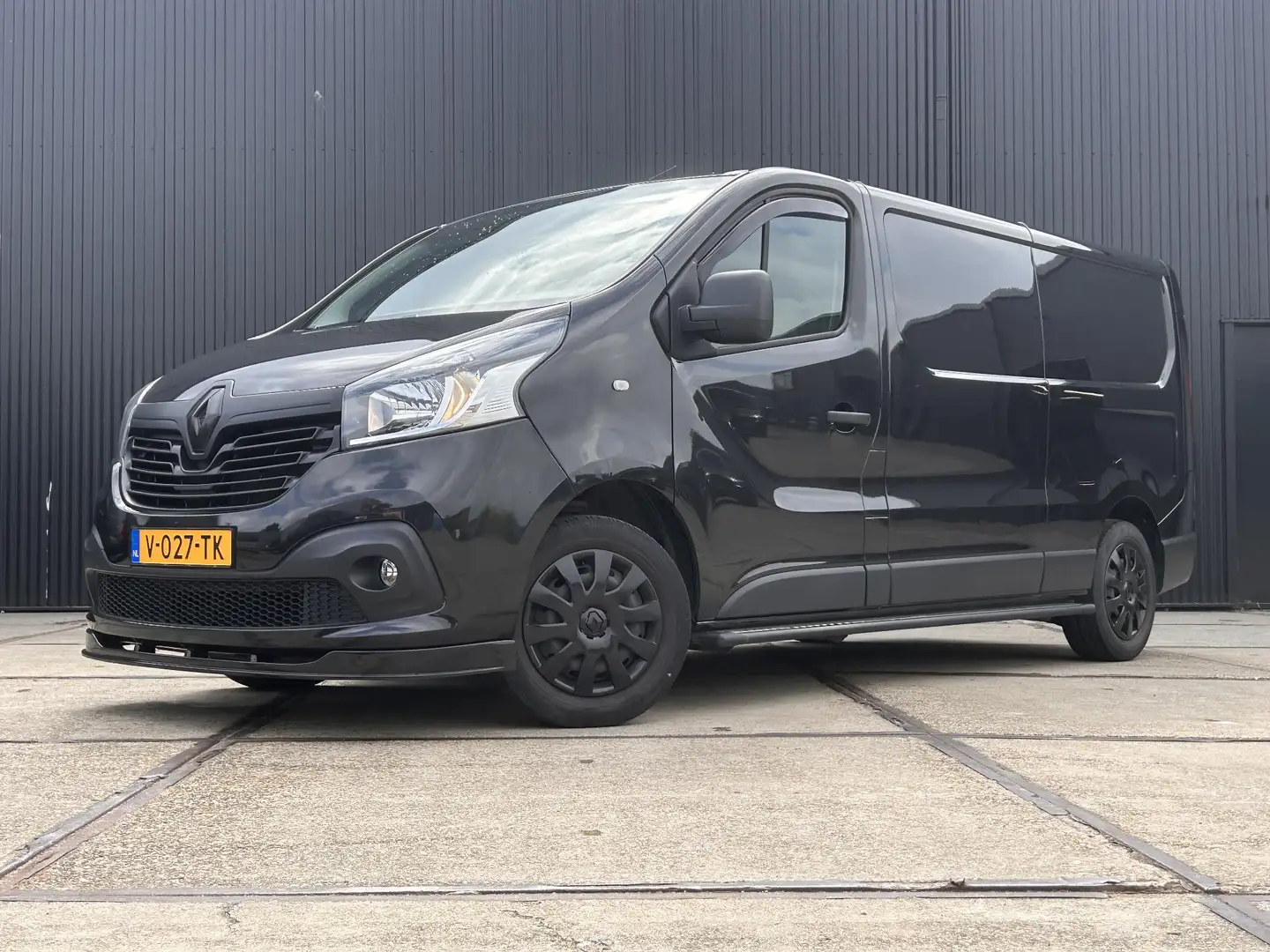 Renault Trafic 1.6 dCi T29 L2H1 Comfort Noir - 2