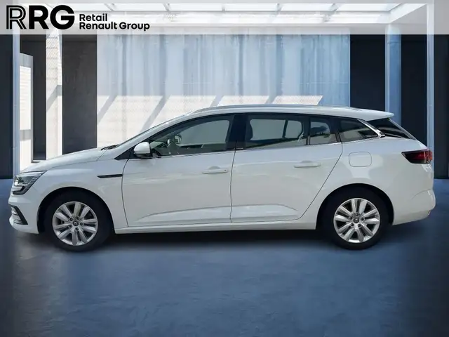 Renault Megane view 2