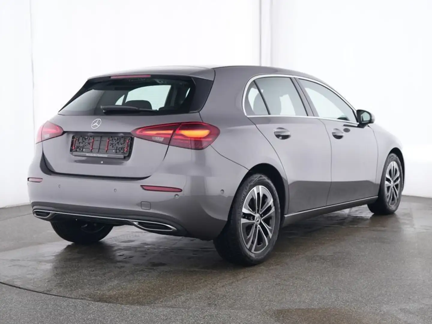 Mercedes-Benz A 180 PROGRESSIVE ADV+KAMERA+LED+WI-PAKET+LED+++ Grau - 2