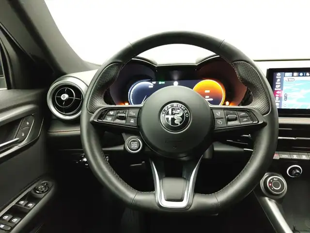 Alfa Romeo Tonale view 9