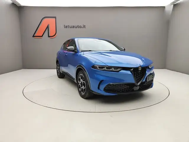 Alfa Romeo Tonale view 3