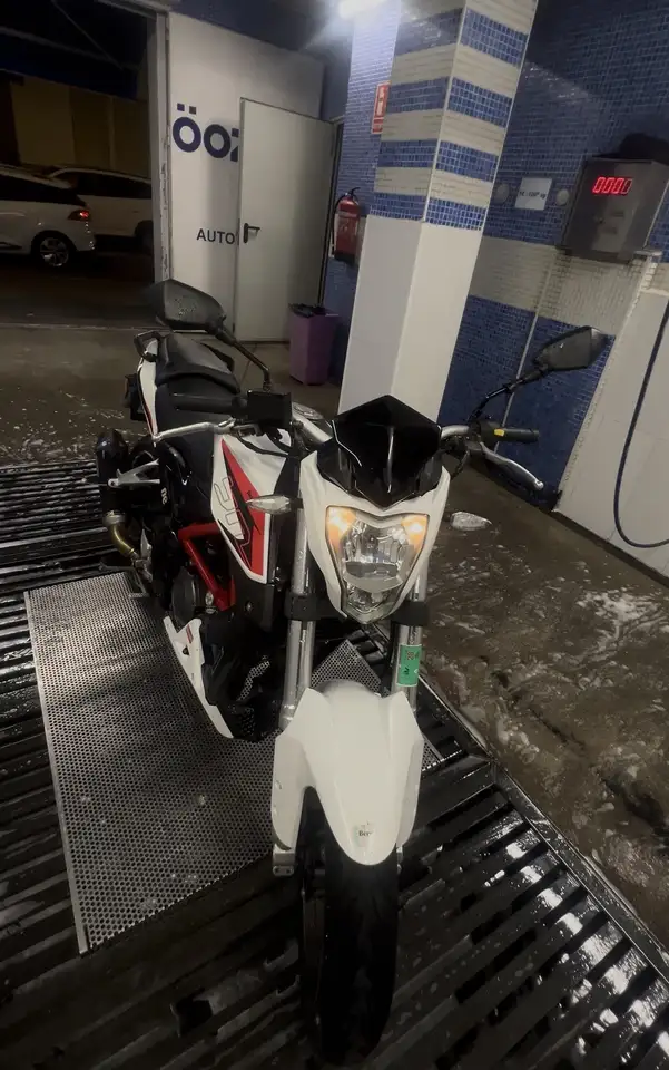 Benelli BN 251