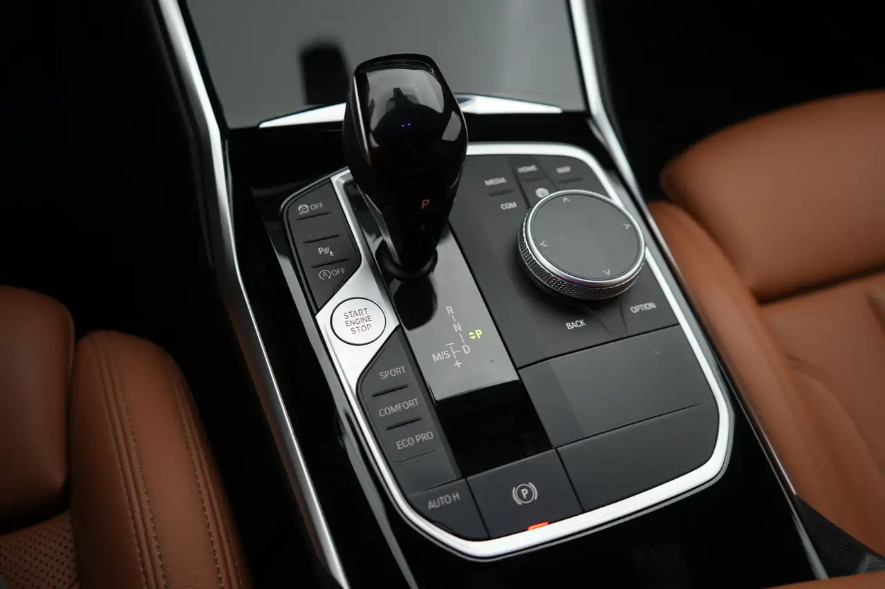 BMW 320 3 Touring 320iA Business+ LEDER/CUIR LED GPS PDC C, миниатюра 16