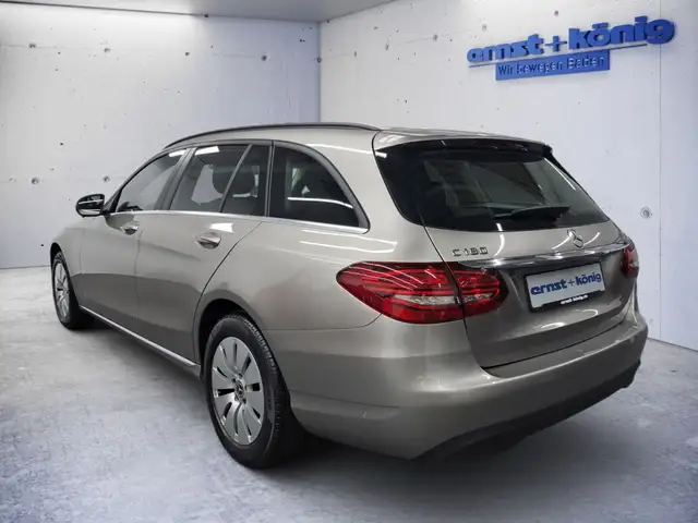 Mercedes-Benz C-Class view 4