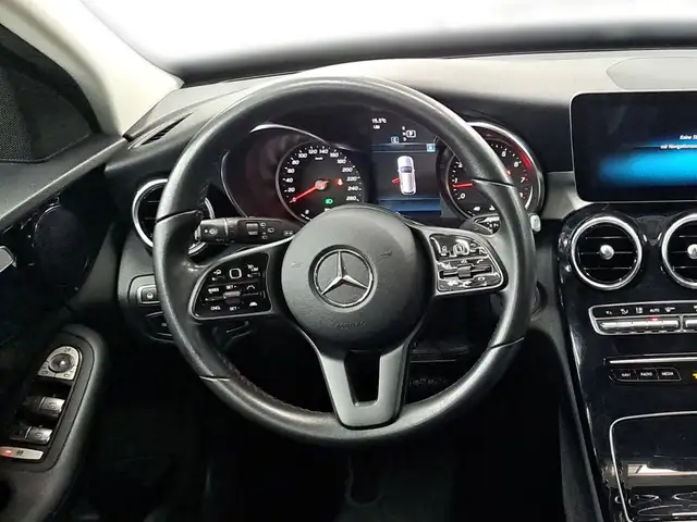 Mercedes-Benz C-Class view 11
