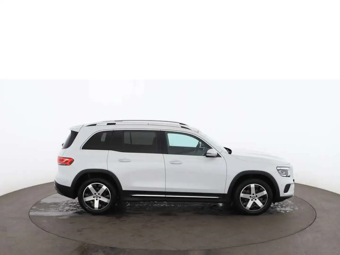 Mercedes-Benz GLB 180 d Progressive Aut LED SKY NAVI LEDER R-CAM Weiß - 2