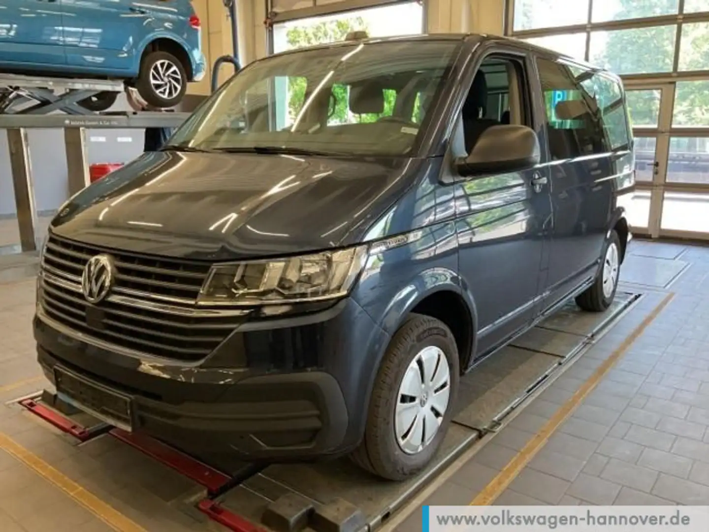 Volkswagen T6.1 Multivan 2.0 TDI KR Family AHK ACC STHZG Kl Blau - 1