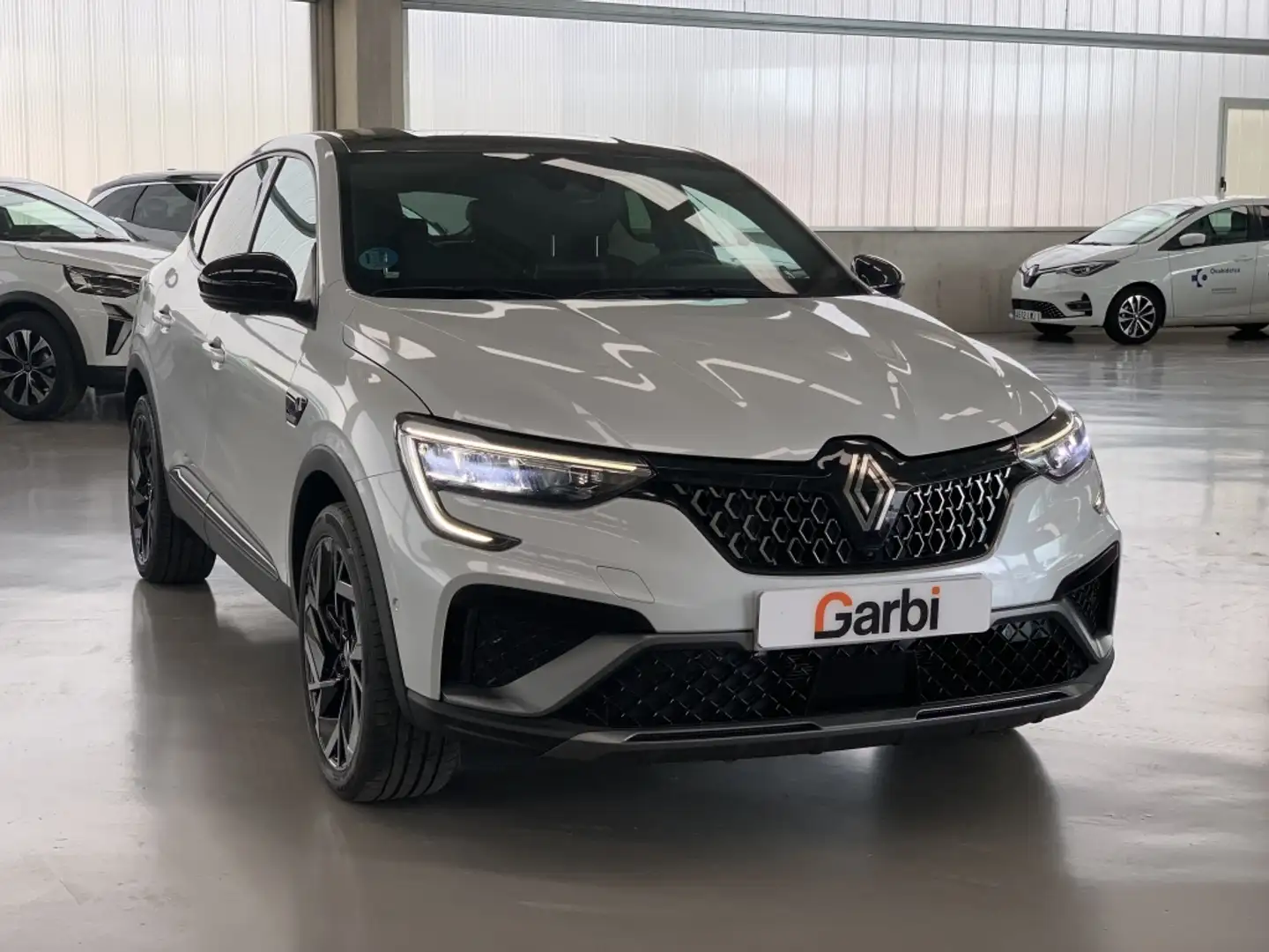 Renault Arkana 1.6 E-Tech Esprit Alpine 105kW Blanco - 1